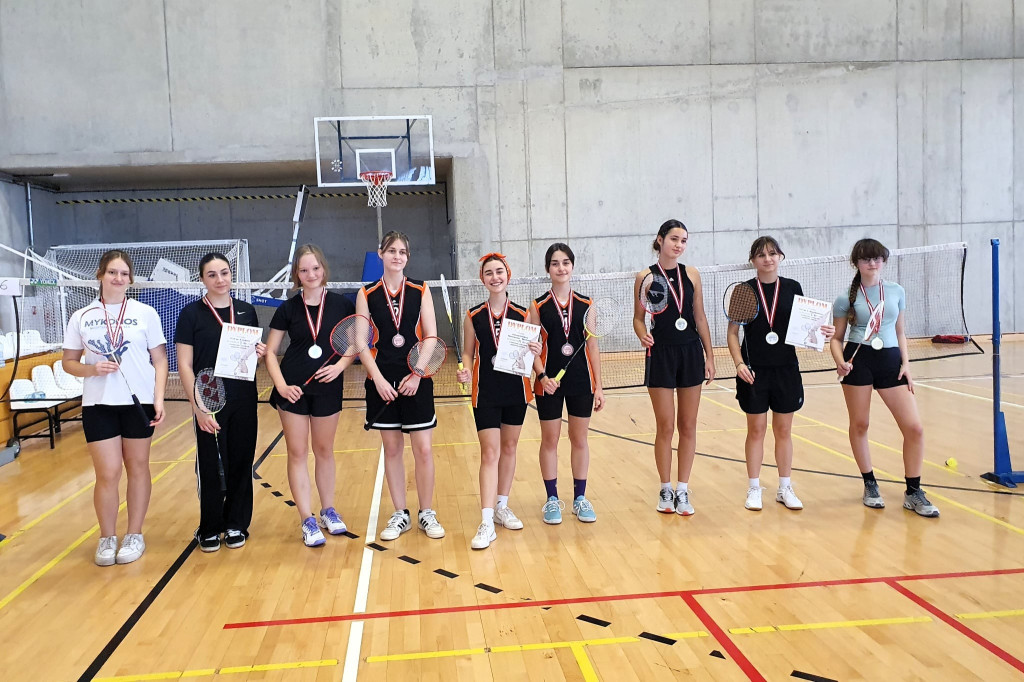 Powiat tarnogórski. Sempa i Radzionków górą