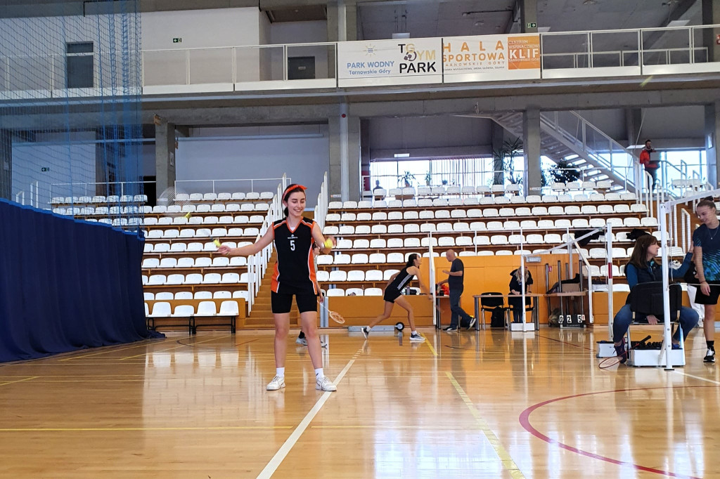 Powiat tarnogórski. Sempa i Radzionków górą