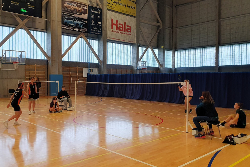 Powiat tarnogórski. Sempa i Radzionków górą