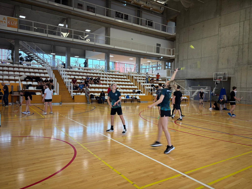 Powiat tarnogórski. Sempa i Radzionków górą