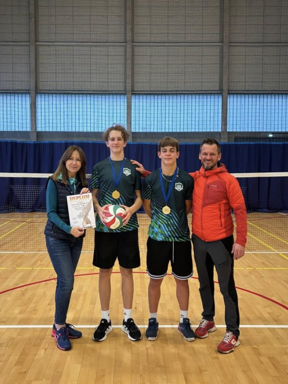 Powiat tarnogórski. Sempa i Radzionków górą