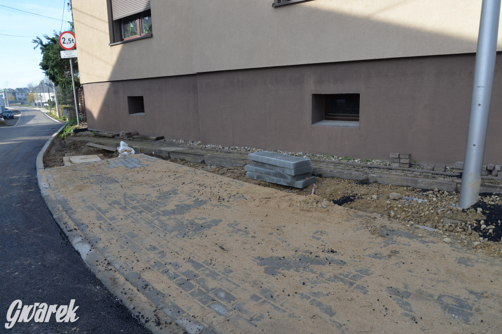 Tarnowskie Góry. Rozbudowa dróg, asfalt już jest