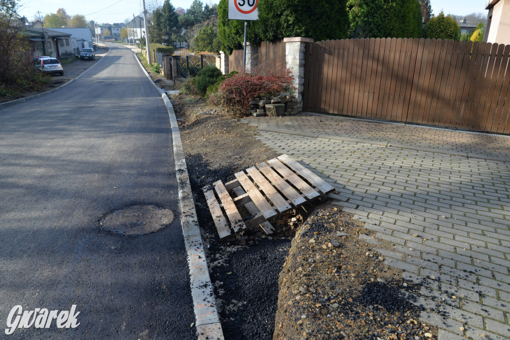 Tarnowskie Góry. Rozbudowa dróg, asfalt już jest