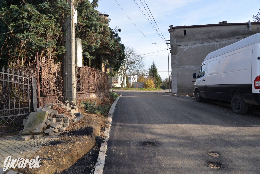 Tarnowskie Góry. Rozbudowa dróg, asfalt już jest