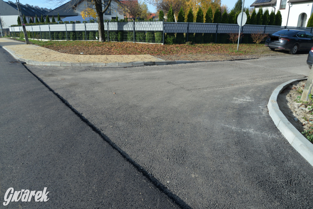 Tarnowskie Góry. Rozbudowa dróg, asfalt już jest