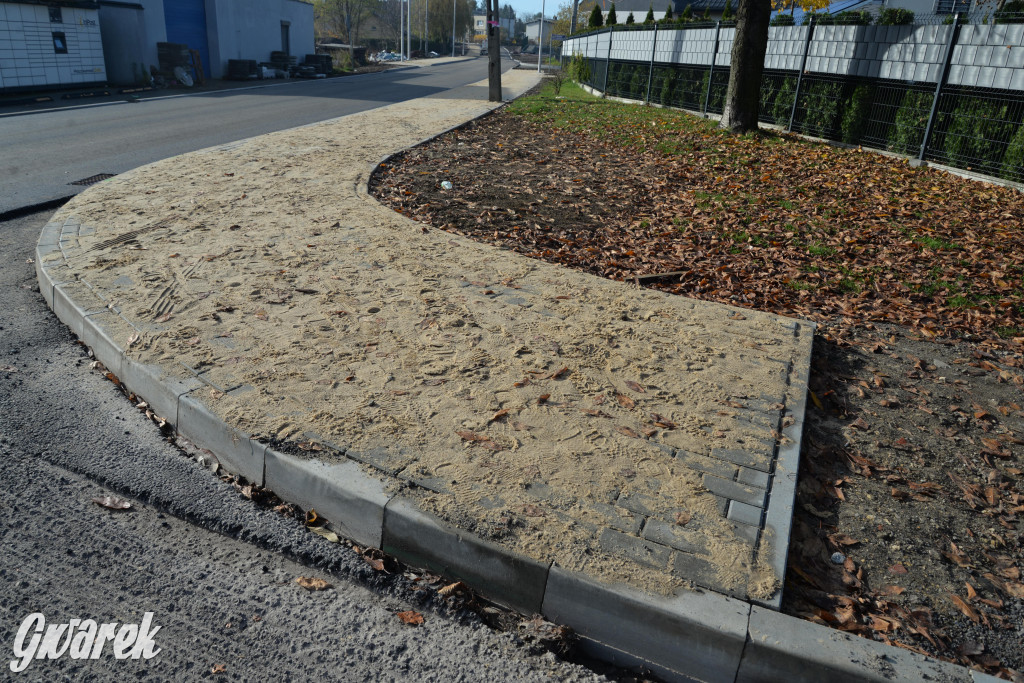 Tarnowskie Góry. Rozbudowa dróg, asfalt już jest