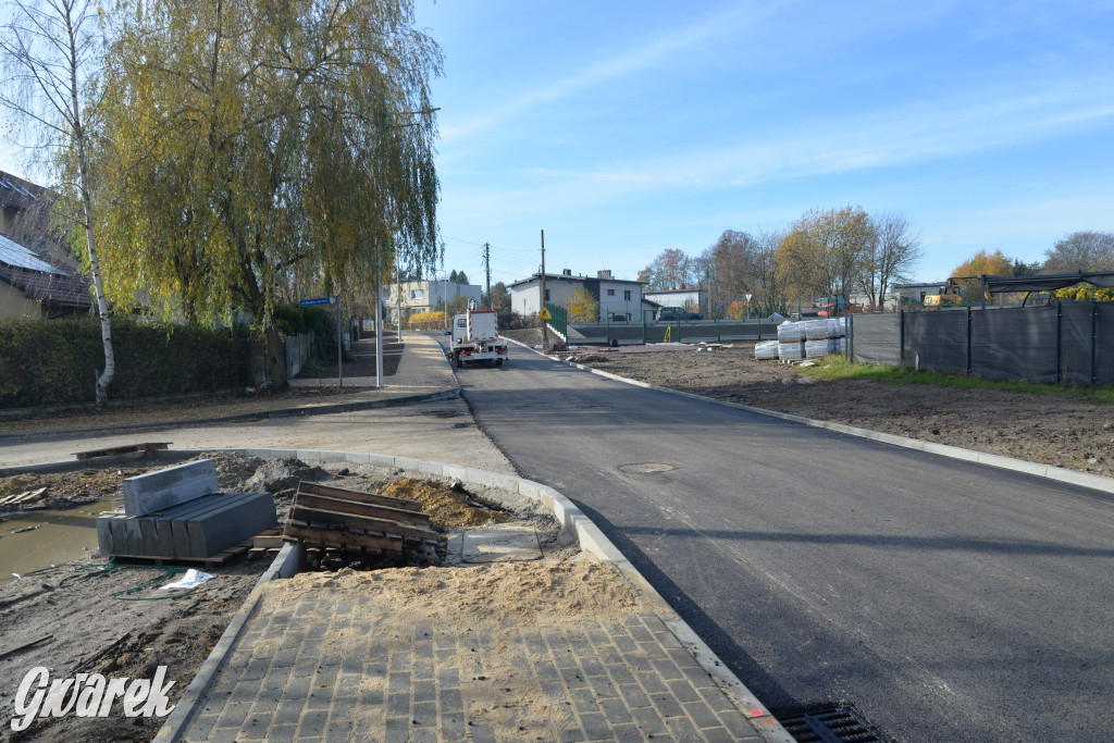 Tarnowskie Góry. Rozbudowa dróg, asfalt już jest