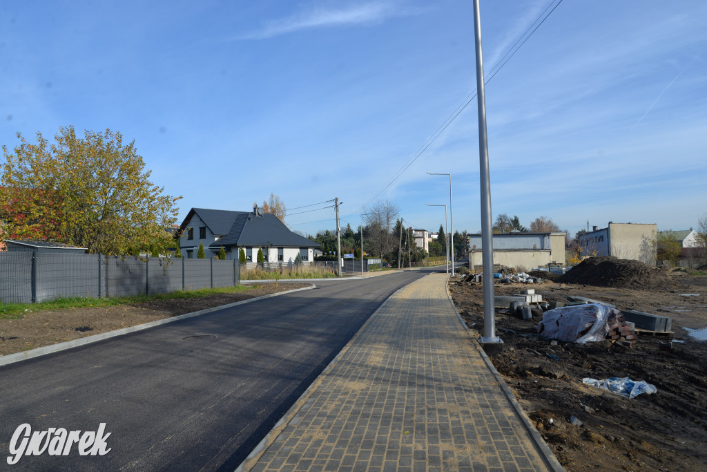 Tarnowskie Góry. Rozbudowa dróg, asfalt już jest