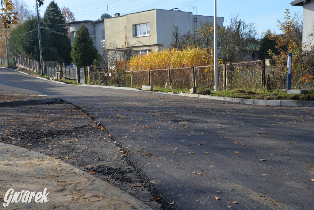 Tarnowskie Góry. Rozbudowa dróg, asfalt już jest