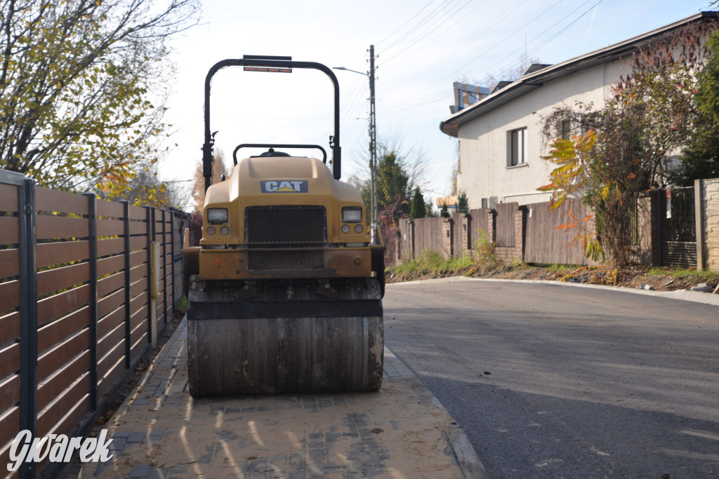 Tarnowskie Góry. Rozbudowa dróg, asfalt już jest