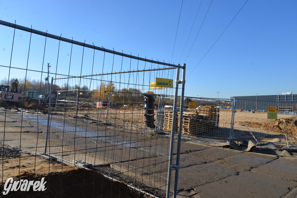 Tarnowskie Góry. Nowy market przy Zagórskiej