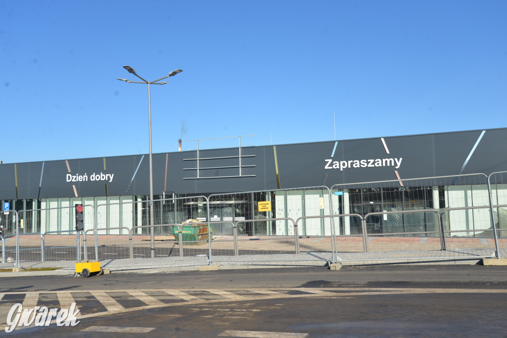 Tarnowskie Góry. Centrum handlowe S1 prawie gotowe