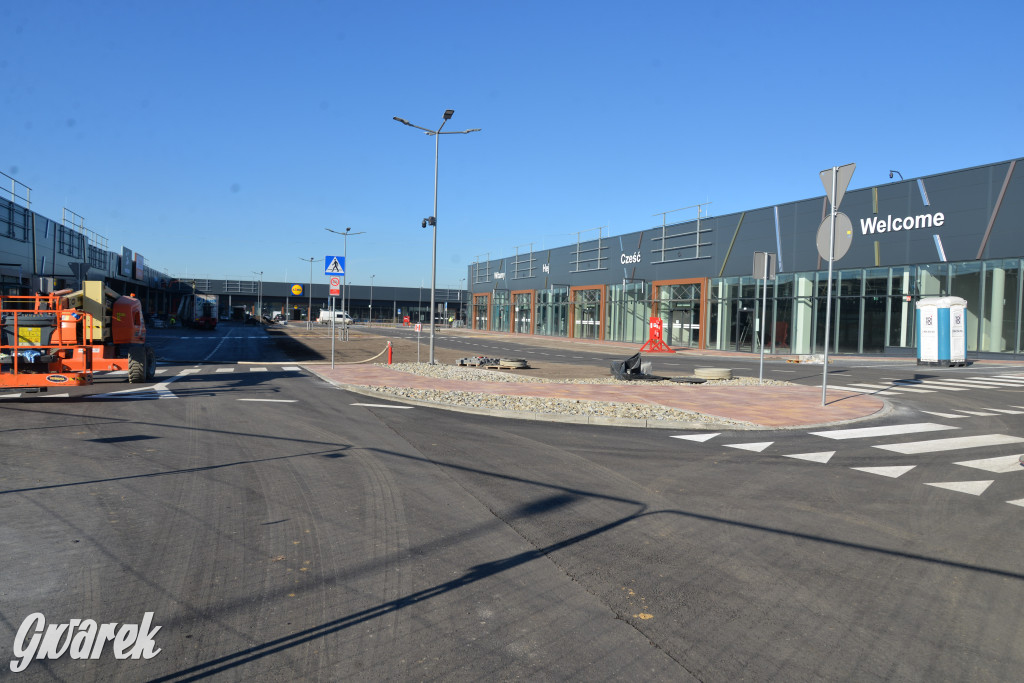 Tarnowskie Góry. Centrum handlowe S1 prawie gotowe