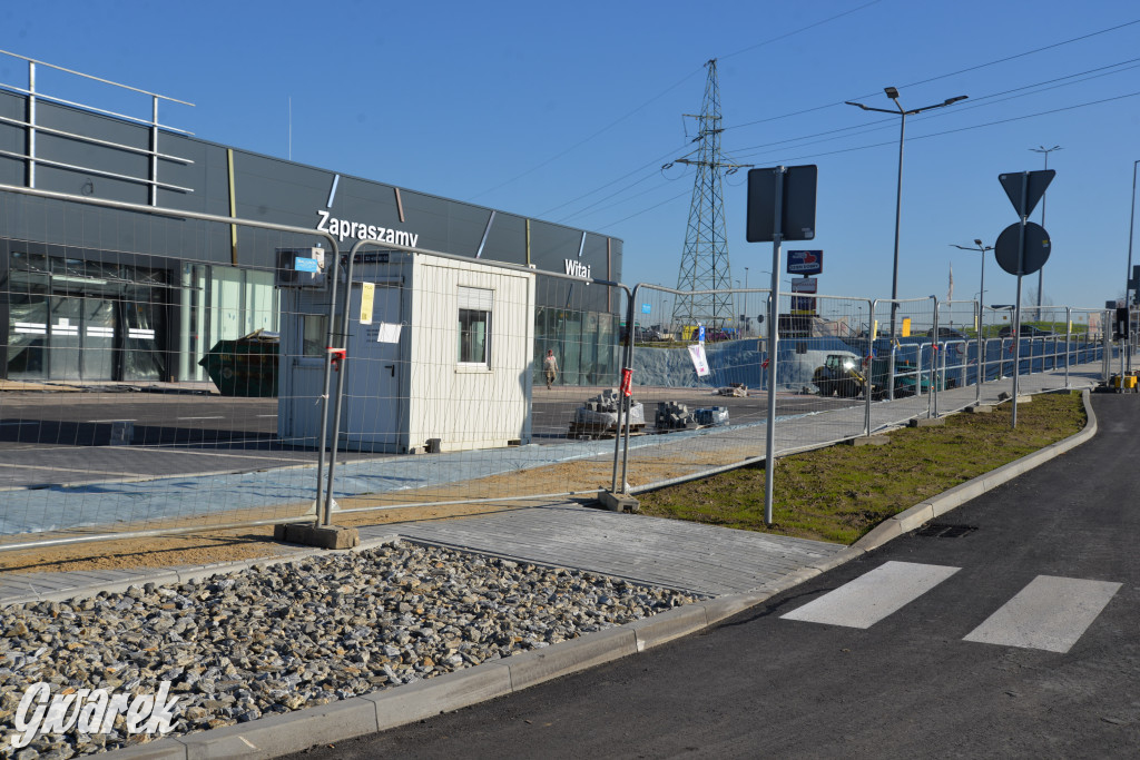 Tarnowskie Góry. Centrum handlowe S1 prawie gotowe