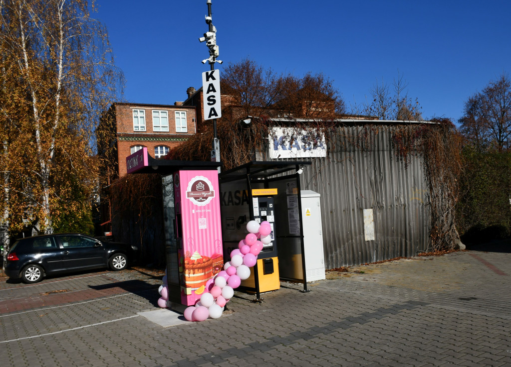 Tarnowskie Góry. Ciastomat, czyli słodkości 24/7