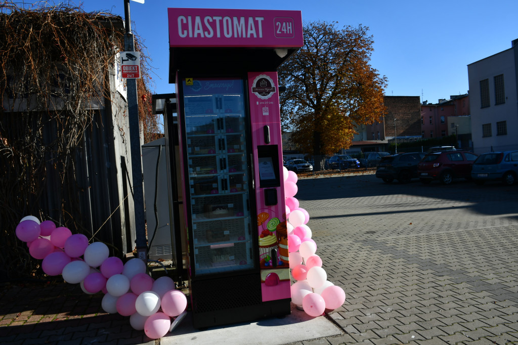 Tarnowskie Góry. Ciastomat, czyli słodkości 24/7