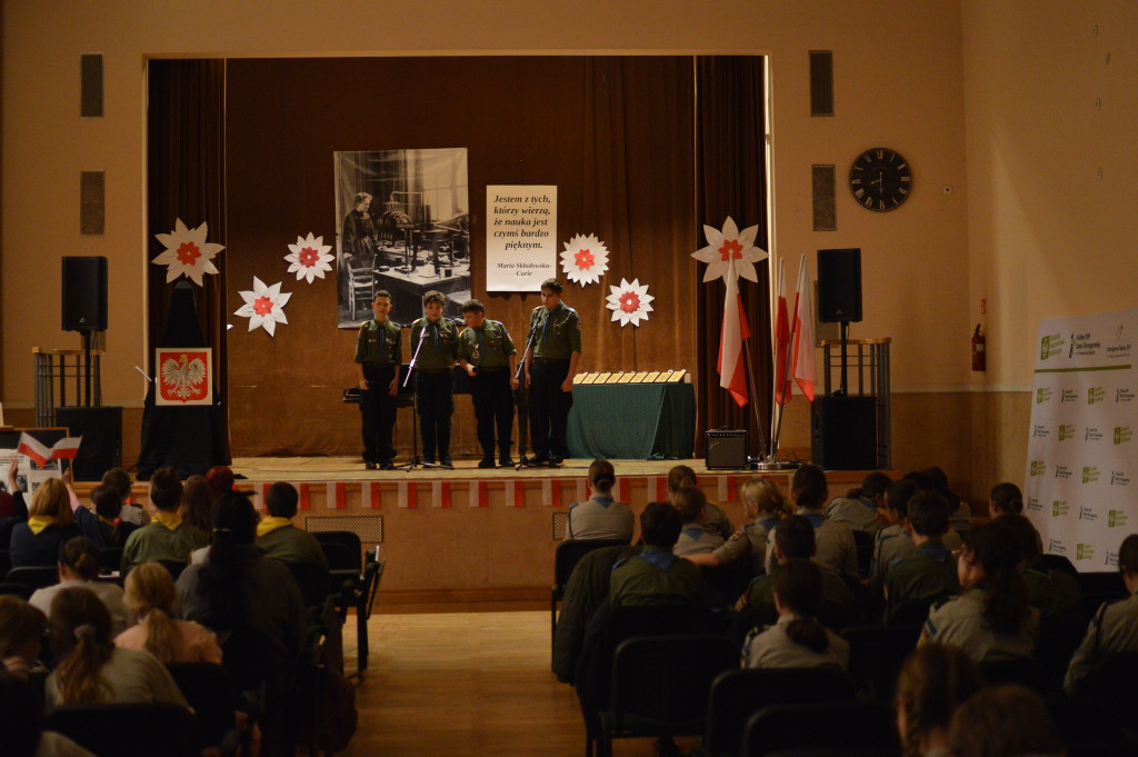 Tarnowskie Góry. Harcerskie śpiewanie