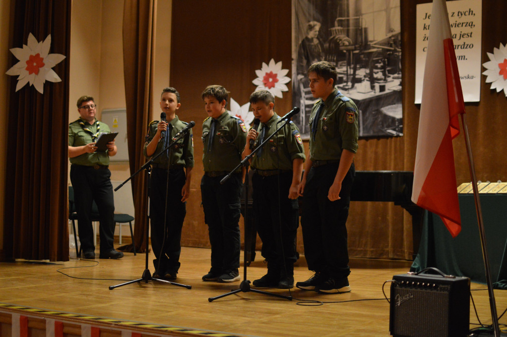 Tarnowskie Góry. Harcerskie śpiewanie