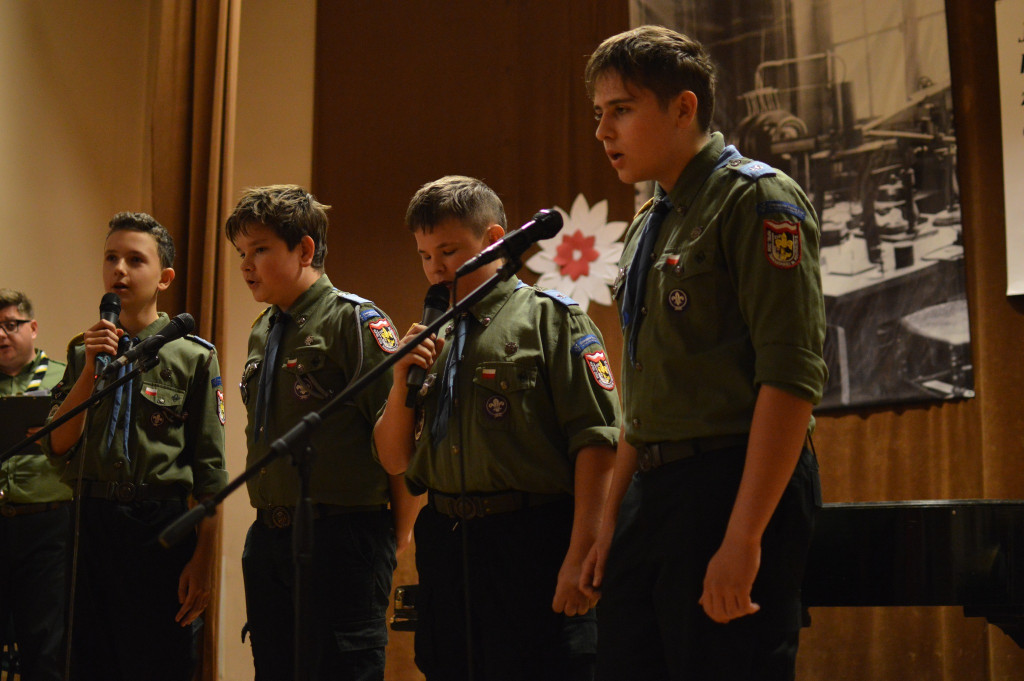Tarnowskie Góry. Harcerskie śpiewanie