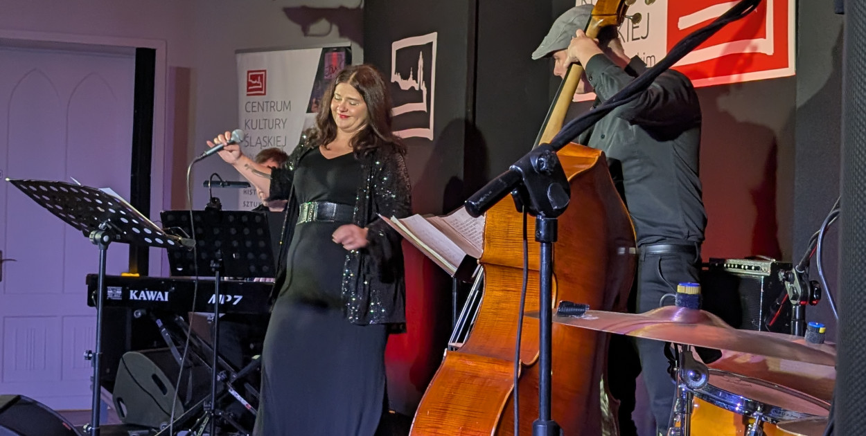 Nakło Śląskie. Złota era swingu  w pałacu