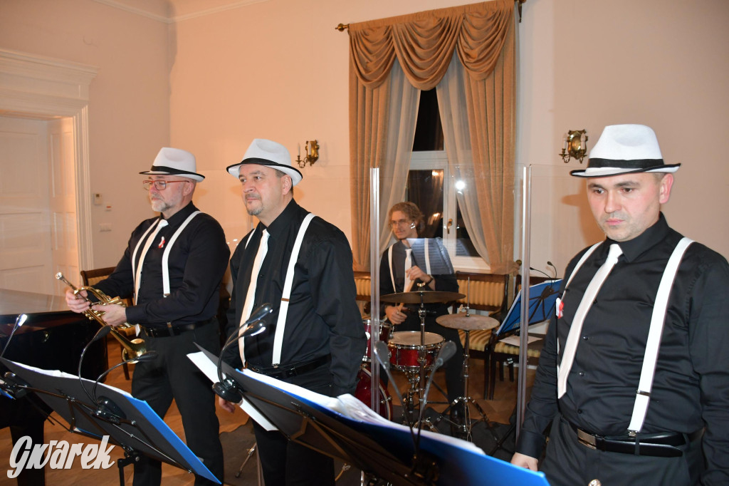 Tarnowskie Góry. Potańcówka w stylu dwudziestolecia