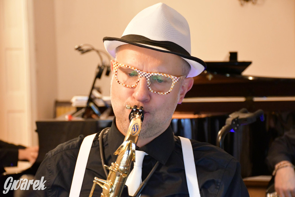 Tarnowskie Góry. Potańcówka w stylu dwudziestolecia