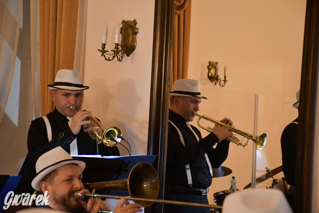 Tarnowskie Góry. Potańcówka w stylu dwudziestolecia