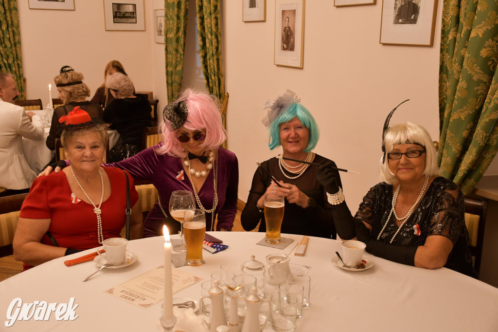 Tarnowskie Góry. Potańcówka w stylu dwudziestolecia