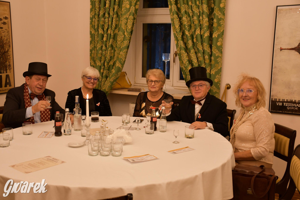 Tarnowskie Góry. Potańcówka w stylu dwudziestolecia