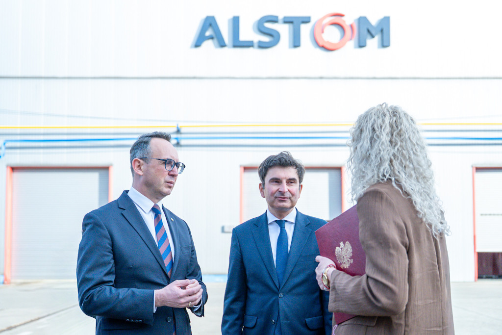 42 nowe dwupoziomowe pociągi. Umowa podpisana