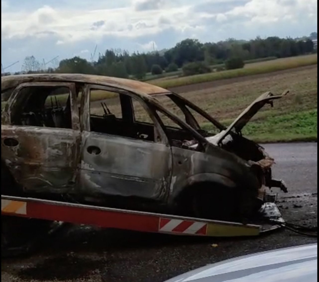 Piekary Śląskie. Usuwają wraki z miasta