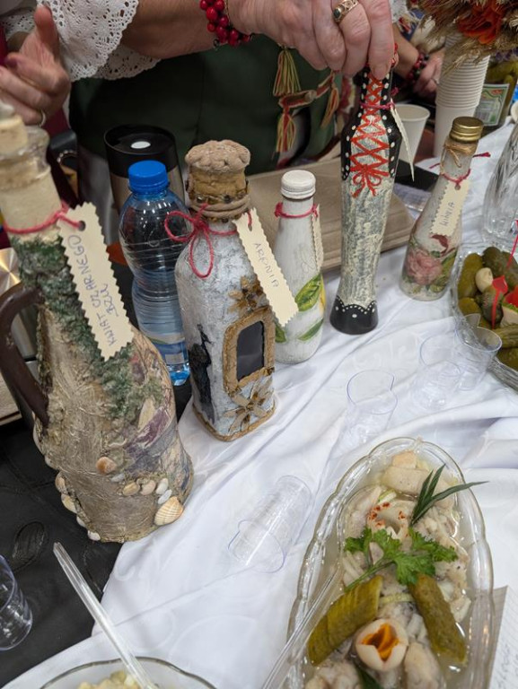 Nowe Chechło na czele, za nim Ossianie i Ziomale