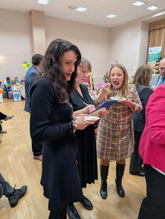 Nowe Chechło na czele, za nim Ossianie i Ziomale