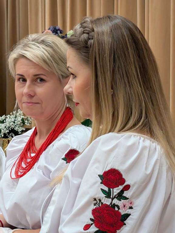 Nowe Chechło na czele, za nim Ossianie i Ziomale