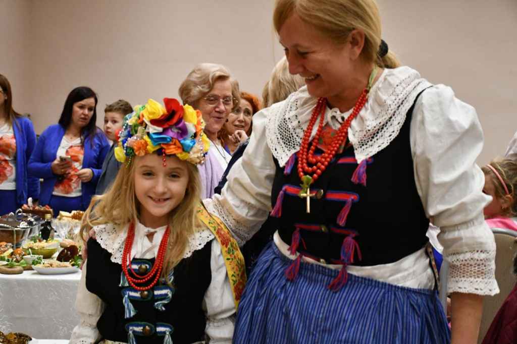 Nowe Chechło na czele, za nim Ossianie i Ziomale