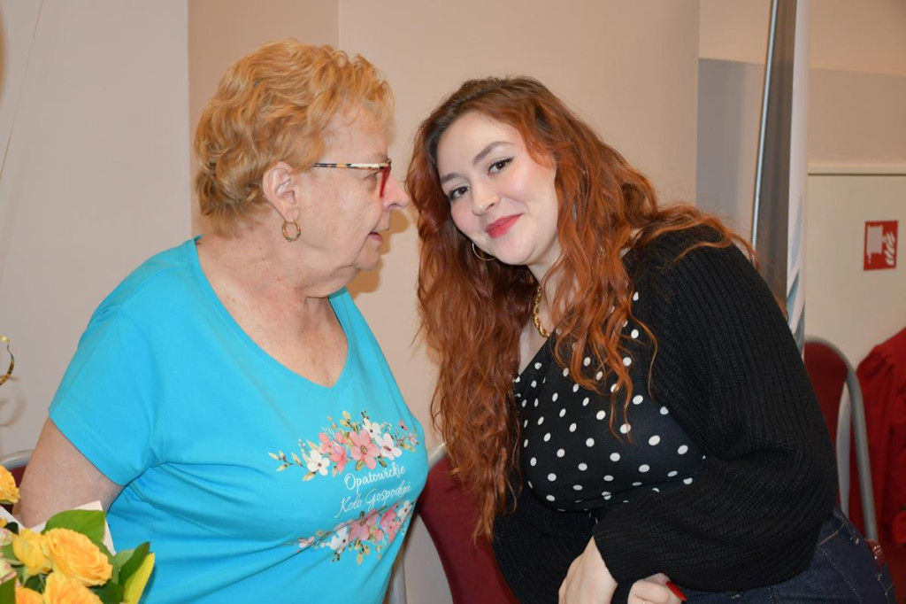 Nowe Chechło na czele, za nim Ossianie i Ziomale