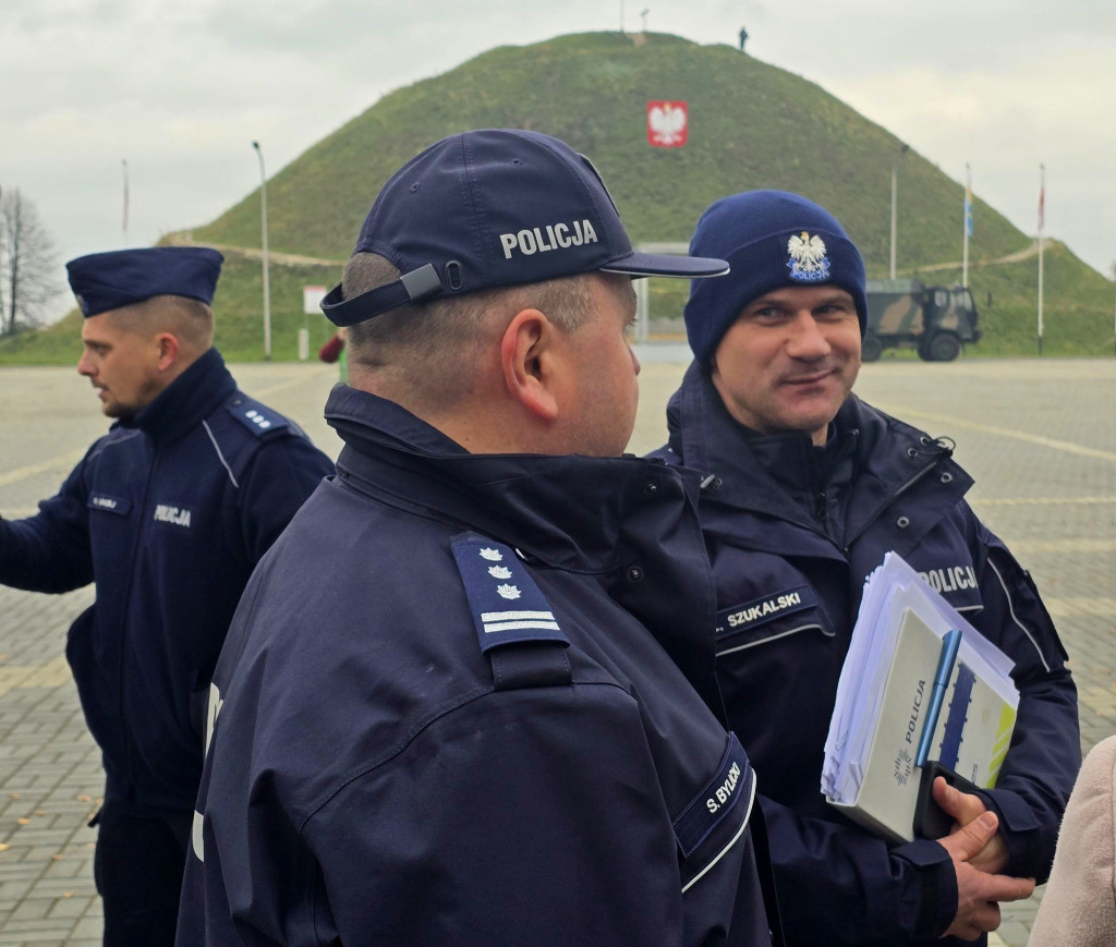 Piekary Śląskie. Kopiec Wyzwolenia i sojusznicze siły