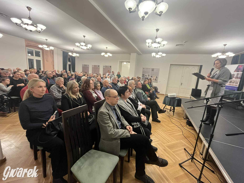 Elegancka i zdyscyplinowana niania hrabiego Karola