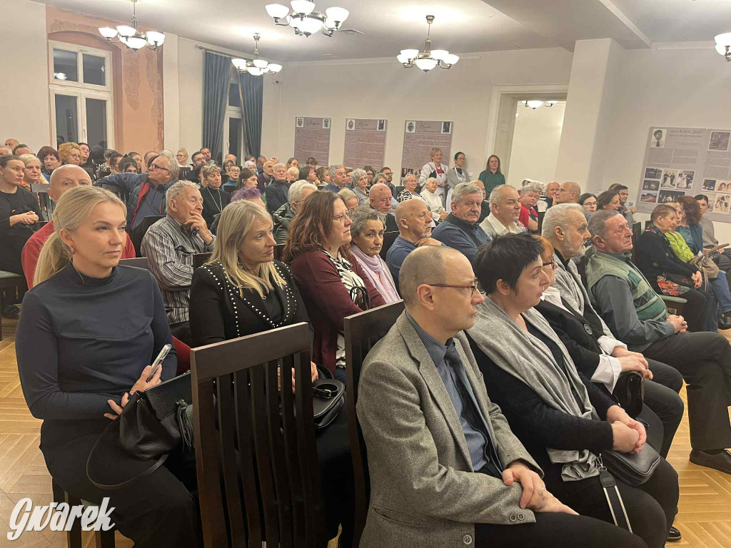 Elegancka i zdyscyplinowana niania hrabiego Karola