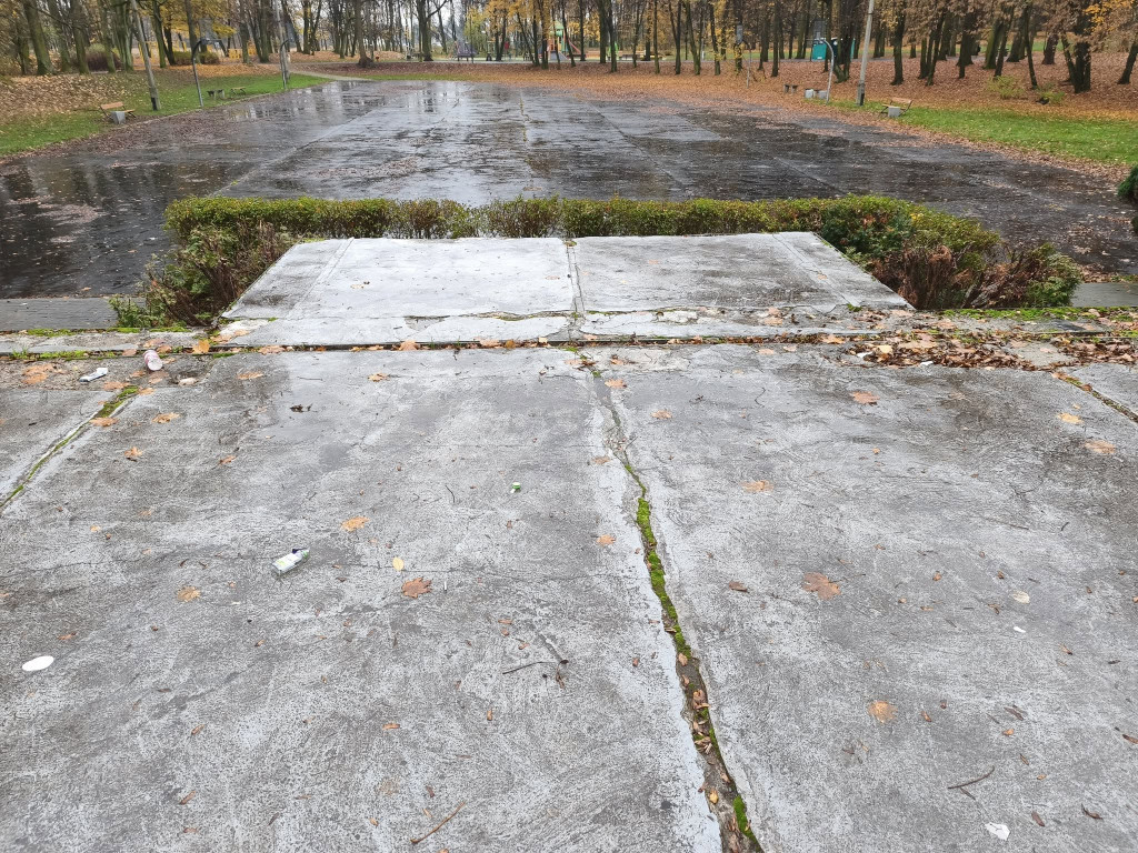 Tarnowskie Góry. Park Miejski – amfiteatr za muszlę