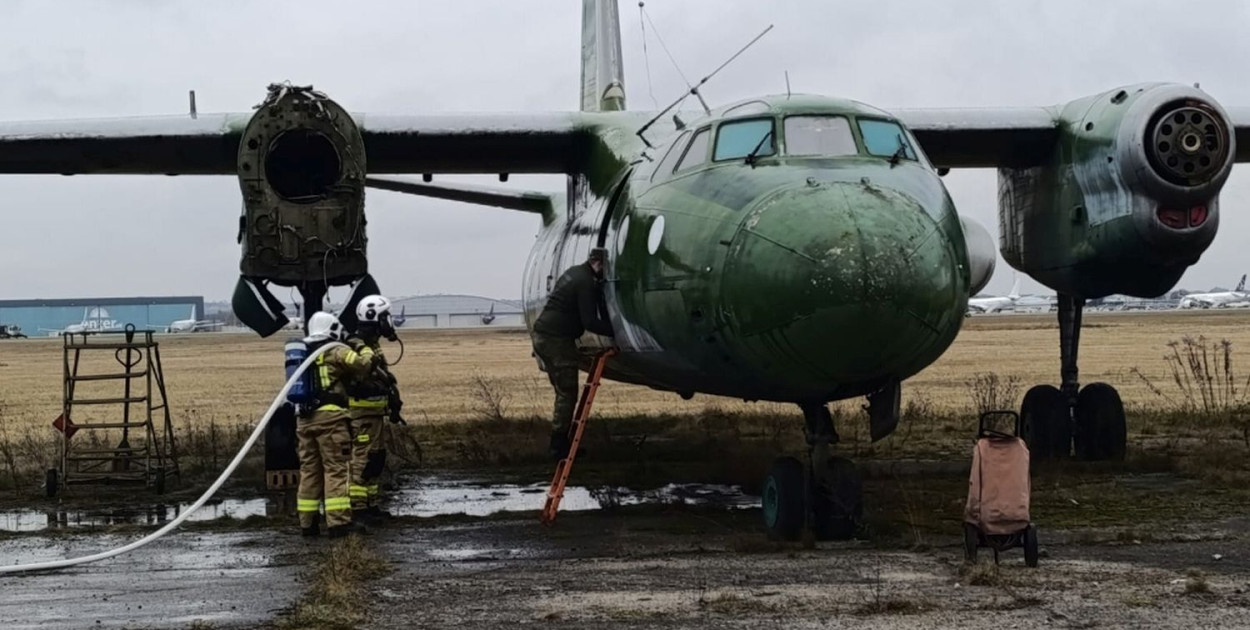 Lotnisko Pyrzowice. Awaryjne lądowanie samolotu