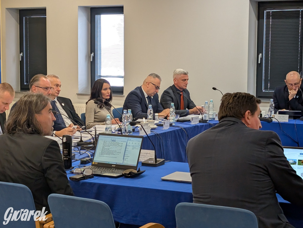 Rada pod ścianą. Kolejne miliony dla szpitala