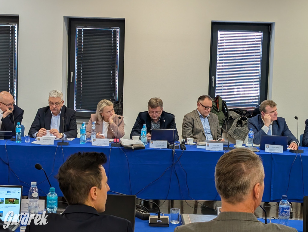 Rada pod ścianą. Kolejne miliony dla szpitala