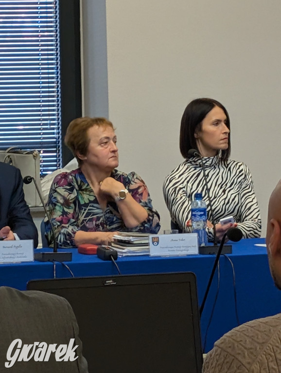 Rada pod ścianą. Kolejne miliony dla szpitala