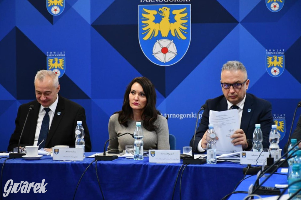 Rada pod ścianą. Kolejne miliony dla szpitala