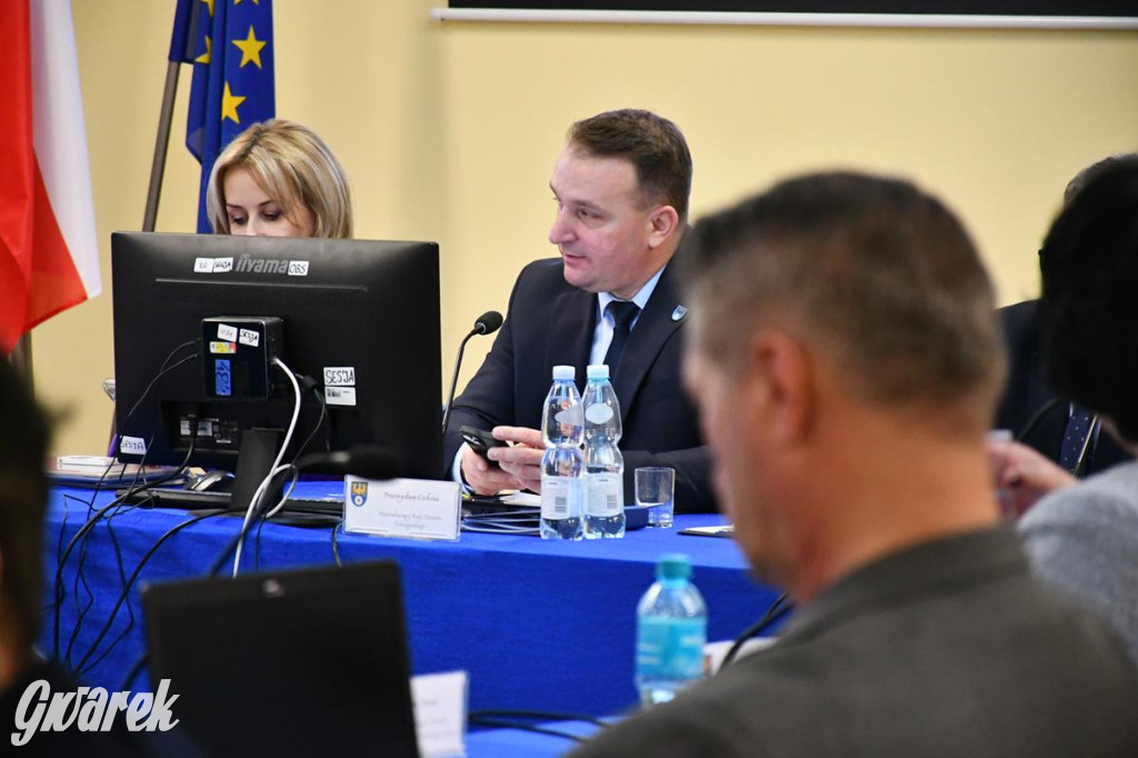 Rada pod ścianą. Kolejne miliony dla szpitala