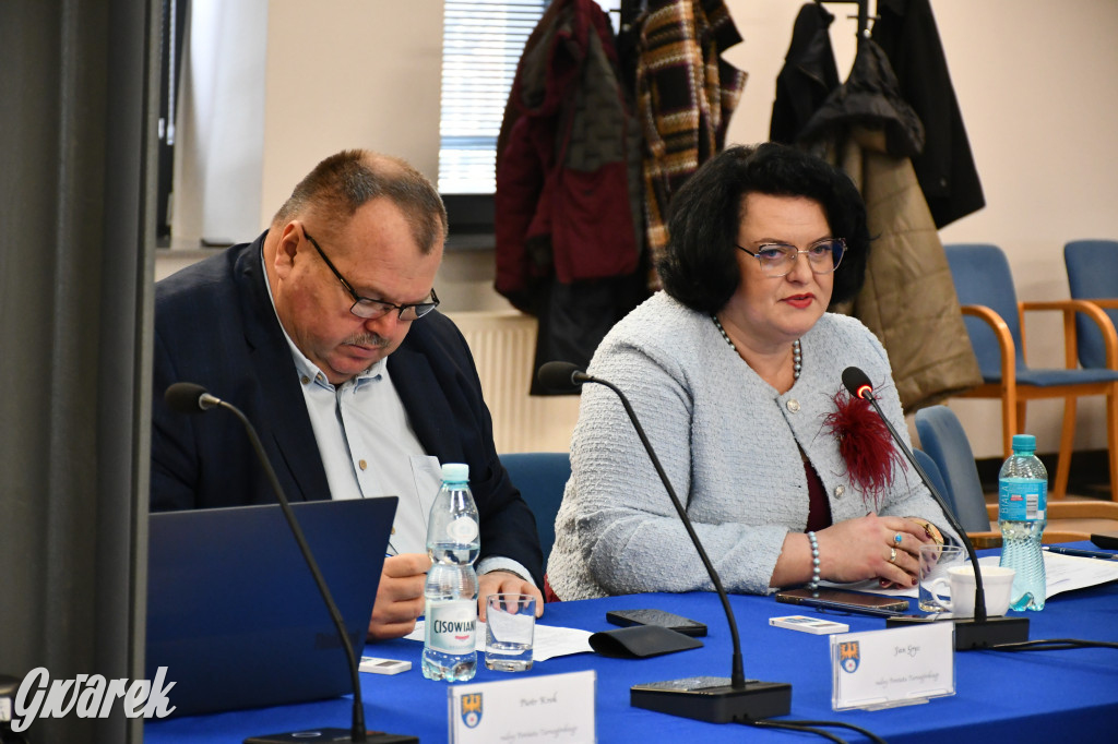 Rada pod ścianą. Kolejne miliony dla szpitala