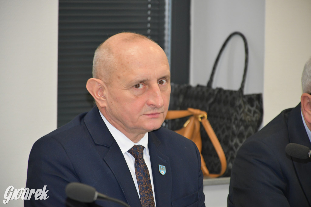 Rada pod ścianą. Kolejne miliony dla szpitala