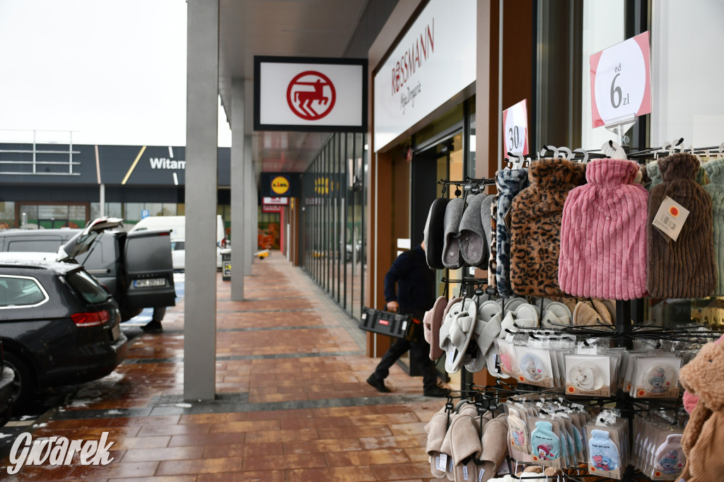 Znane marki, małe emocje. Park S1 zaskoczył frekwencją