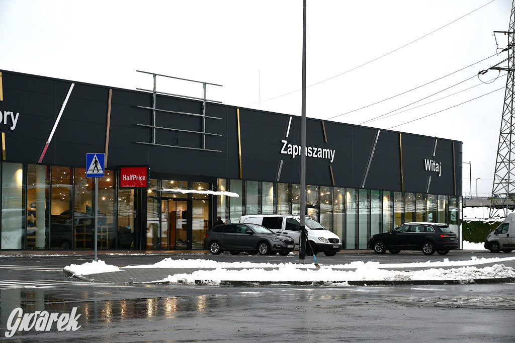 Znane marki, małe emocje. Park S1 zaskoczył frekwencją